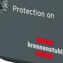 Brennenstuhl 230V 16A 13.500mAh Akım Korumalı Tek Soketli Priz Siyah